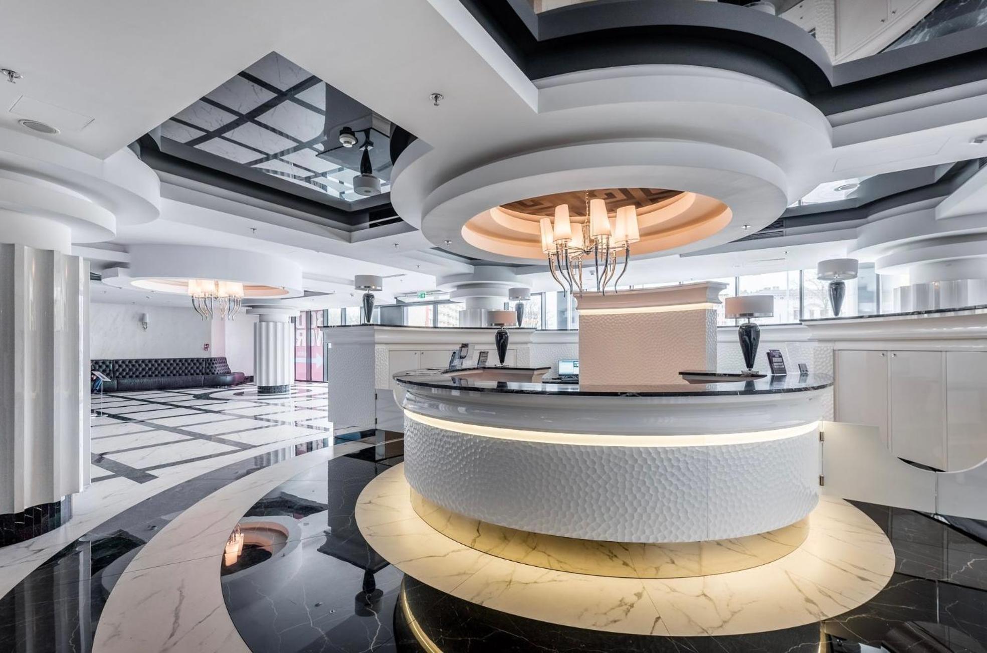 Hanza Tower Lux Sauna&Pool シュチェチン エクステリア 写真