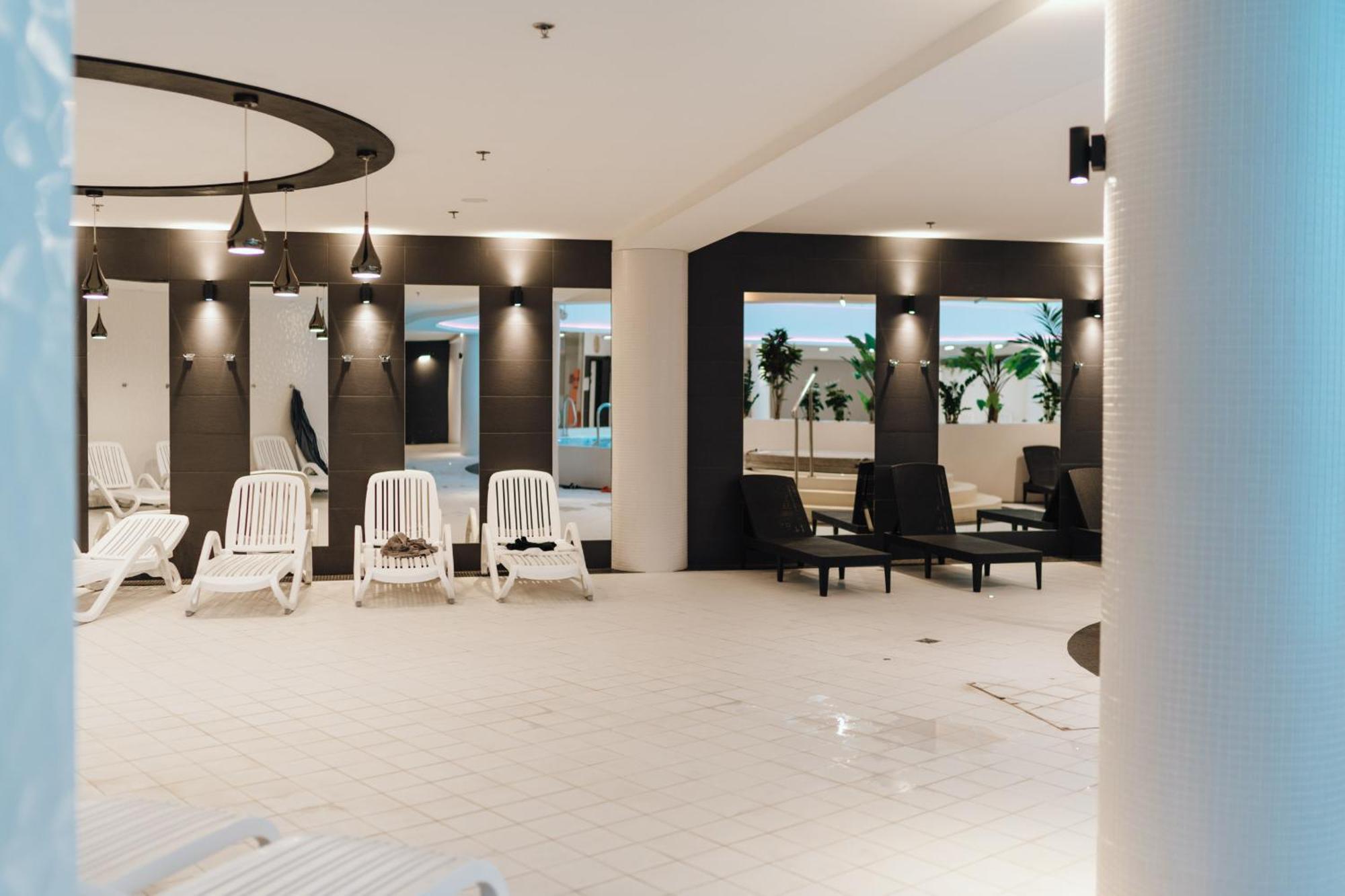 Hanza Tower Lux Sauna&Pool シュチェチン エクステリア 写真